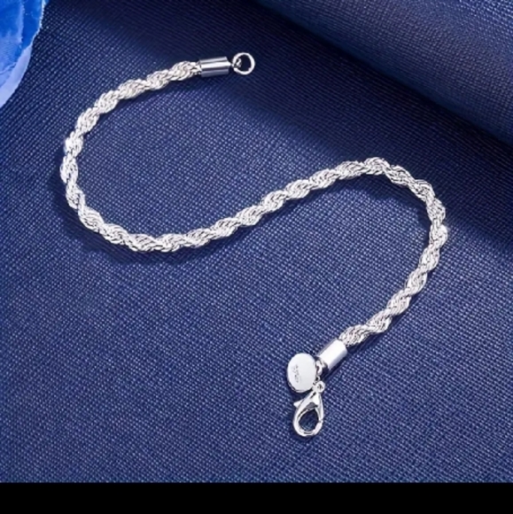 Elegant Silver Rope Chain Bracelet - Picture 5 of 5